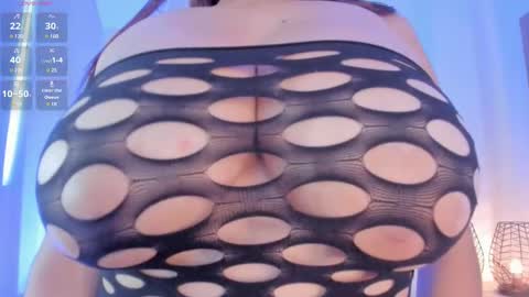 victoria  online show from December 7, 2024, 2:46 pm