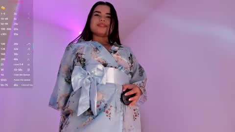 victoria  online show from November 2, 2025, 11:34 am