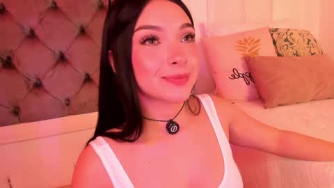 victoria_watsson online show from September 22, 2025, 12:18 pm