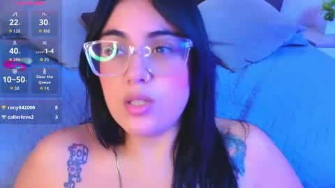 Snapshot of victoriaandrade chatting on July 6, 2026, 3:03 pm Victoria Andrade online show from July 6, 2026, 3:03 pm