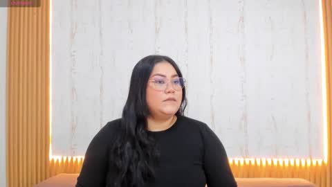 Victoria  online show from February 9, 2026, 12:31 pm