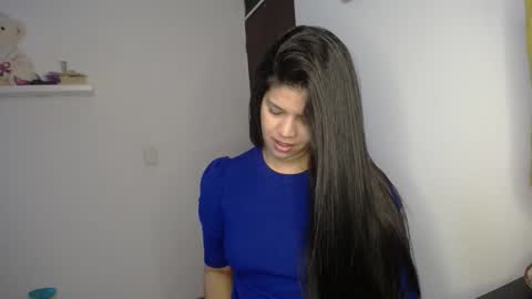 victorialg online show from September 25, 2025, 7:17 pm