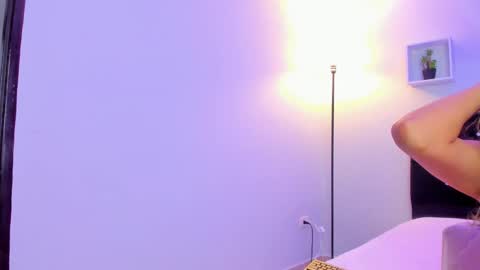 victoriia_rose_ online show from April 15, 2026, 3:19 pm