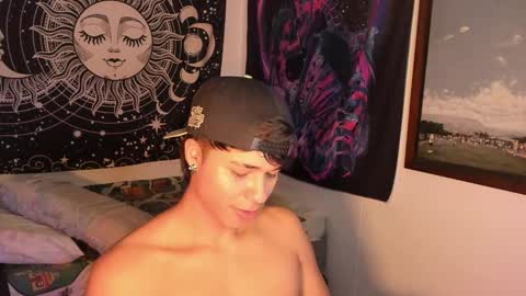 Snapshot of victorino_jhonson chatting on December 15, 2024, 1:02 am Victorino Jhonson online show from December 15, 2024, 1:02 am