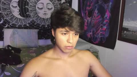 Snapshot of victorino_jhonson chatting on December 25, 2024, 9:02 am Victorino Jhonson online show from December 25, 2024, 9:02 am