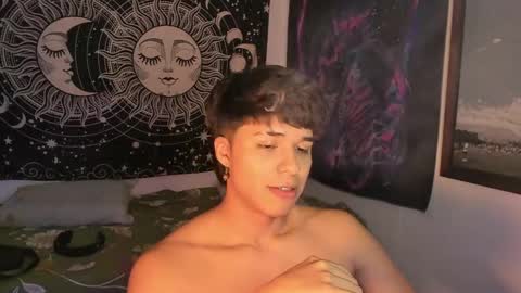 Snapshot of victorino_jhonson chatting on January 5, 2025, 1:35 am Victorino Jhonson online show from January 5, 2025, 1:35 am