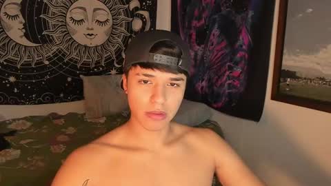 Snapshot of victorino_jhonson chatting on January 22, 2025, 5:17 pm Victorino Jhonson online show from January 22, 2025, 5:17 pm