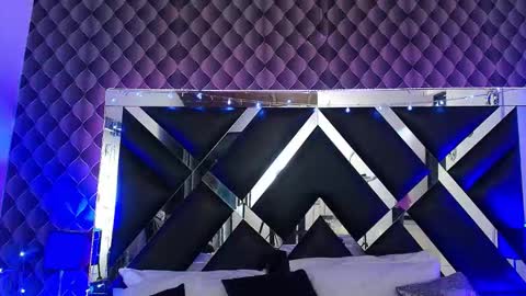 victtoria lee online show from February 7, 2026, 6:55 pm