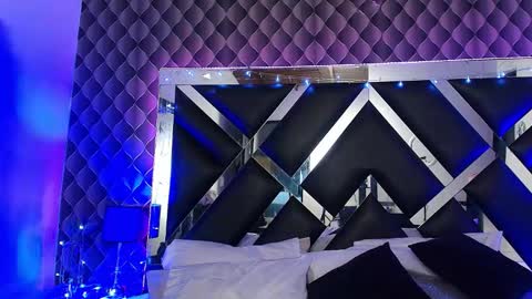 victtoria lee online show from March 17, 2026, 12:37 am