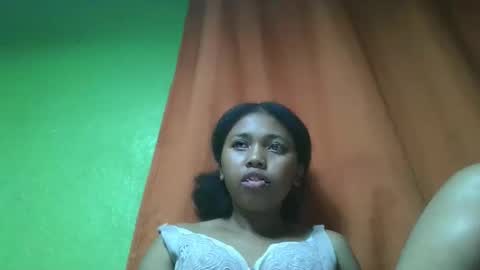 vierge28430 online show from April 20, 2026, 6:31 pm