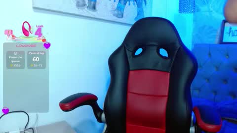 Snapshot of viiolleta chatting on October 15, 2025, 12:49 pm viioleta online show from October 15, 2025, 12:49 pm