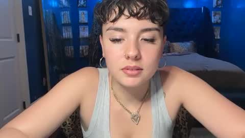 viipertheviixen online show from July 15, 2026, 1:22 am