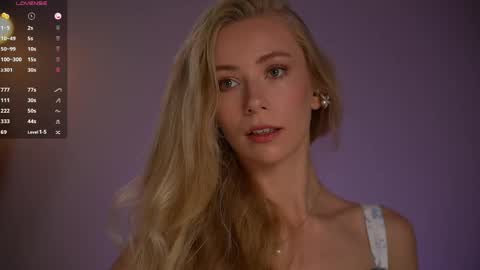 vika54784 online show from April 17, 2026, 4:37 am