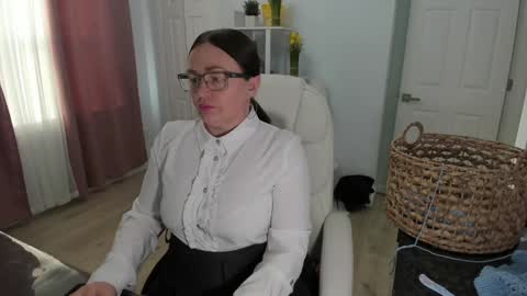 Snapshot of vika7333 chatting on February 7, 2025, 7:06 pm Ukrainian-woman online show from February 7, 2025, 7:06 pm