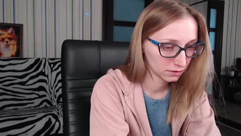 Snapshot of vikaericka chatting on February 28, 2025, 6:32 am Vika online show from February 28, 2025, 6:32 am