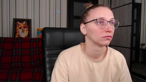 Vika online show from April 5, 2026, 4:04 pm
