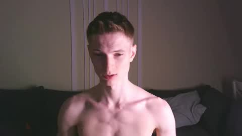 Max online show from October 12, 2025, 10:42 pm