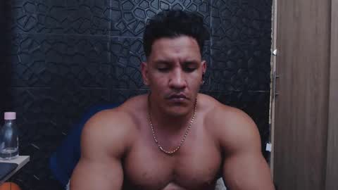 Viktor Herrera online show from December 16, 2025, 3:22 am