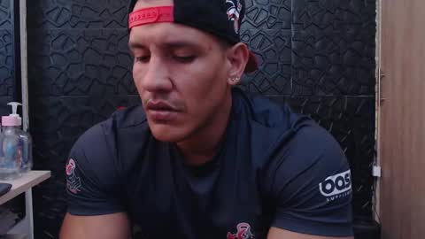 Viktor Herrera online show from January 11, 2026, 6:46 pm