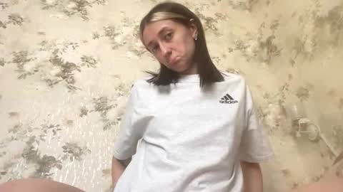 Sweett online show from April 13, 2026, 11:37 am