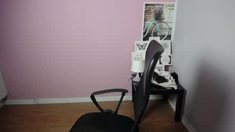 viktoria_lovely online show from December 3, 2024, 6:15 am