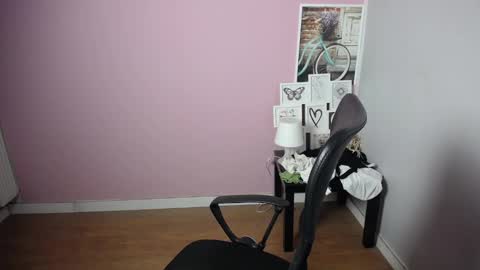 viktoria_lovely online show from December 27, 2024, 6:14 am