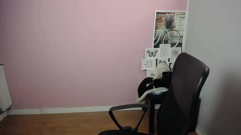 viktoria_lovely online show from January 17, 2025, 9:39 am