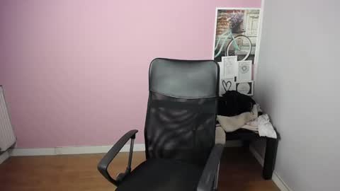 viktoria_lovely online show from January 24, 2025, 9:28 am