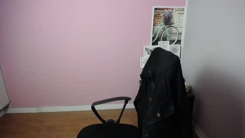 viktoria_lovely online show from March 11, 2025, 9:24 am