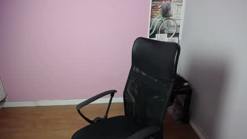 viktoria_lovely online show from September 15, 2025, 6:24 am