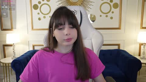 Alisa online show from December 5, 2024, 8:33 pm