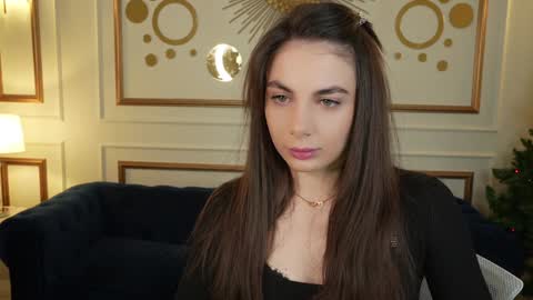 Alisa online show from January 3, 2025, 8:11 pm