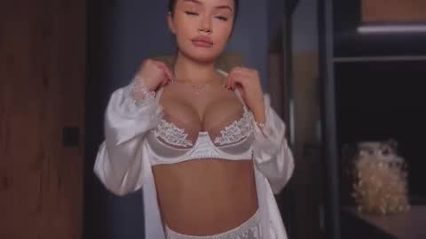 Viktoria www online show from March 19, 2026, 5:17 pm