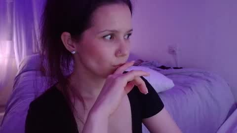 Snapshot of viktoriakiss chatting on May 19, 2026, 10:27 pm viktoriakiss online show from May 19, 2026, 10:27 pm