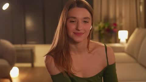 Lana online show from November 6, 2025, 11:55 am