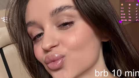 Eva online show from March 9, 2026, 2:04 am