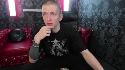 Vince Dice  online show from April 10, 2026, 8:02 pm