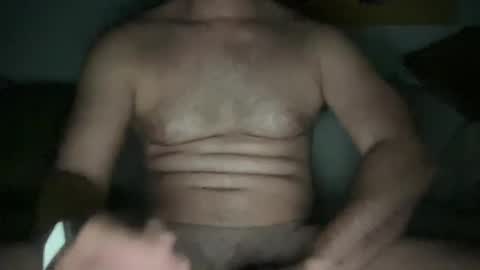 Snapshot of vincee2 chatting on December 18, 2024, 10:57 pm vincee2 online show from December 18, 2024, 10:57 pm