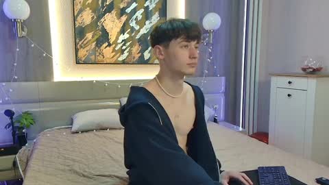 Snapshot of vinsant_x chatting on April 10, 2026, 7:46 am Vinsant online show from April 10, 2026, 7:46 am