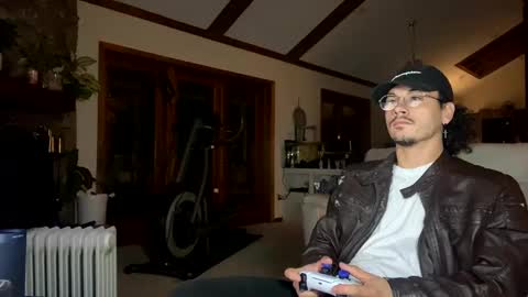 Snapshot of vinsmoke_sanji2020 chatting on March 11, 2025, 3:48 am Sanji online show from March 11, 2025, 3:48 am