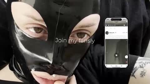 Diva Silvia online show from February 6, 2026, 5:05 pm