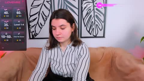 Viola online show from January 25, 2025, 8:31 pm