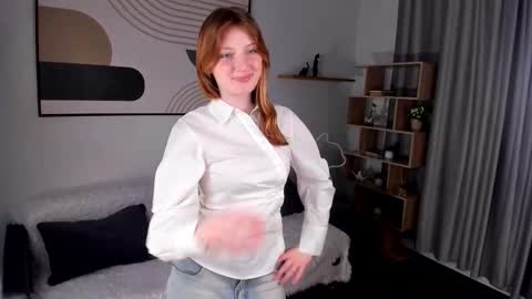 Viola but friends call me Sisi online show from March 10, 2026, 3:39 pm