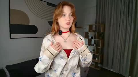Viola but friends call me Sisi online show from March 28, 2026, 4:28 pm