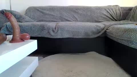 Viola online show from November 6, 2025, 8:15 am