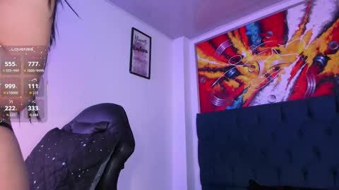           online show from November 17, 2025, 10:10 am