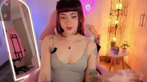 Snapshot of violet_ch chatting on June 26, 2026, 7:29 pm violet online show from June 26, 2026, 7:29 pm