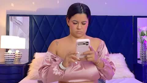 Violet  online show from July 1, 2026, 7:35 pm