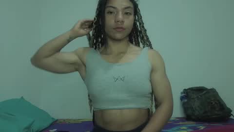 Snapshot of violet_smmithh chatting on December 17, 2024, 12:34 am Violet online show from December 17, 2024, 12:34 am