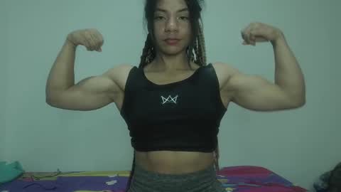 Snapshot of violet_smmithh chatting on December 31, 2024, 1:15 am Violet online show from December 31, 2024, 1:15 am